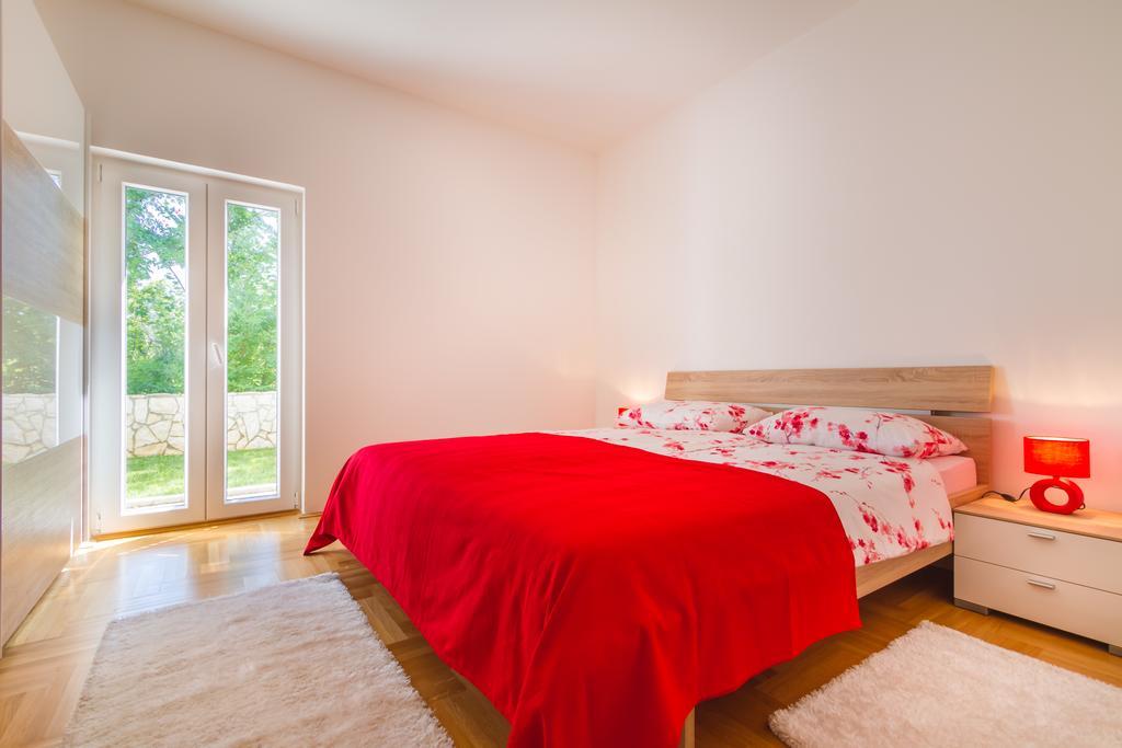 Villa Apartments Futura Вантачичі Екстер'єр фото