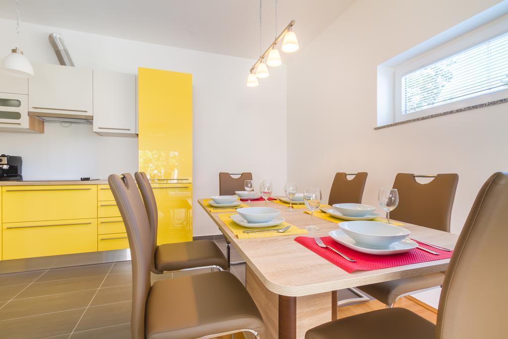 Villa Apartments Futura Вантачичі Екстер'єр фото