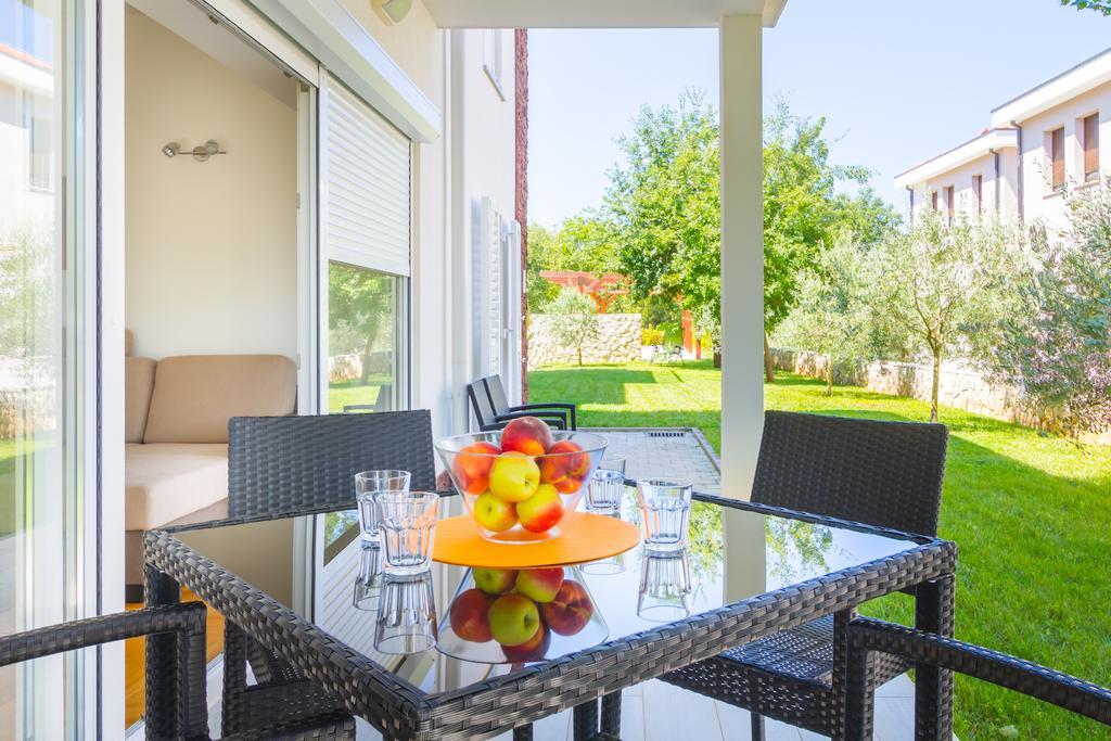 Villa Apartments Futura Вантачичі Екстер'єр фото