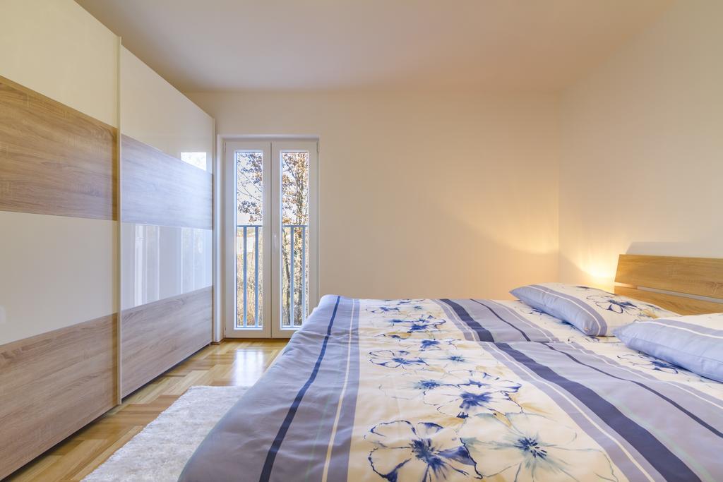 Villa Apartments Futura Вантачичі Екстер'єр фото